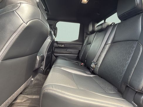 Used 2025 Toyota Tacoma Limited AWD/4WD image 9