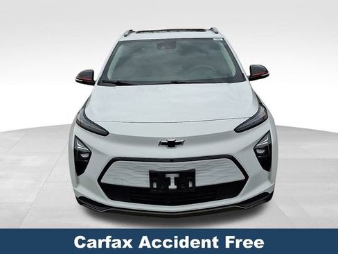 Used 2023 Chevrolet Bolt EUV Premier w/ Sun & Sound Package image 2