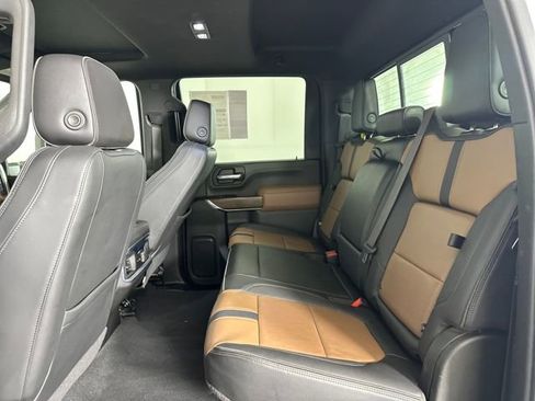 Used 2022 Chevrolet Silverado 2500 High Country w/ Z71 Off-Road Package image 24