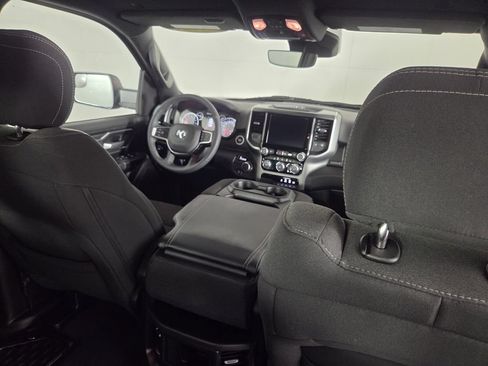 Used 2025 RAM 1500 Big Horn RWD image 31