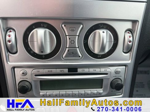 Used 2005 Chrysler Crossfire Convertible image 16