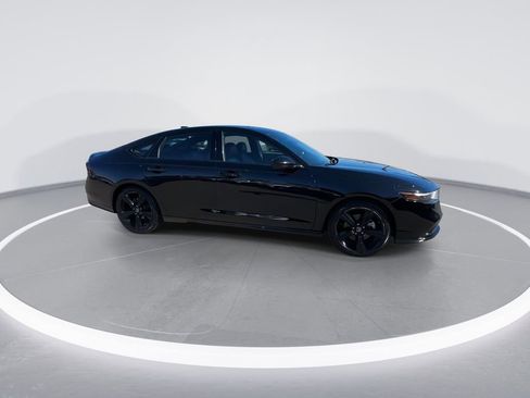 Used 2023 Honda Accord Sport image 17
