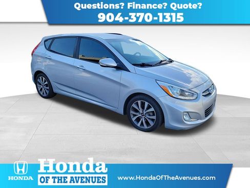 Used 2017 Hyundai Accent Sport FWD image 1