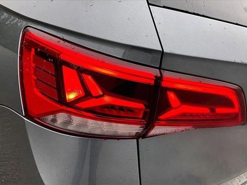 Used 2022 Volkswagen Taos SEL image 22