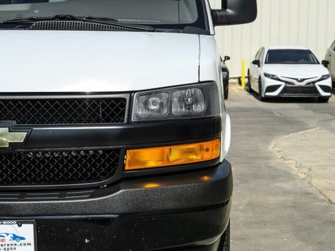 Used 2022 Chevrolet Express 2500 Extended w/ Driver Convenience Package RWD image 31
