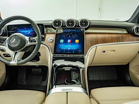 Certified 2026 Mercedes-Benz GLC 300 4MATIC image 30