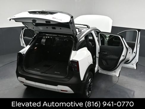 Certified 2026 Nissan Kicks SR w/ Cold Weather Package AWD/4WD image 31