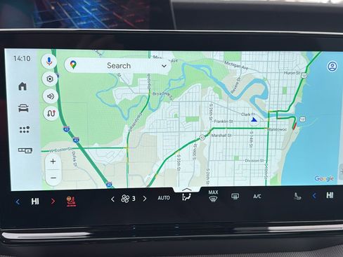 Used 2025 Ford Expedition Active image 20