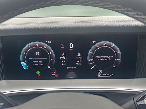 New 2026 Volkswagen Tiguan SE AWD/4WD image 25