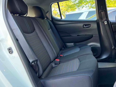Used 2019 Nissan Leaf SV Plus w/ SV Plus Technology Package FWD image 65