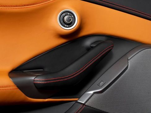 Used 2019 Ferrari Portofino image 57