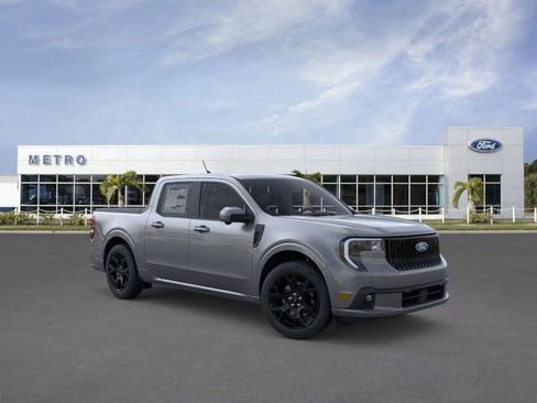 New 2026 Ford Maverick Lobo image 7