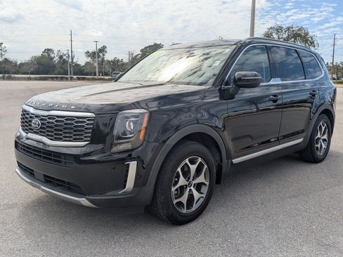 Certified 2020 Kia Telluride EX w/ Towing Package image 9