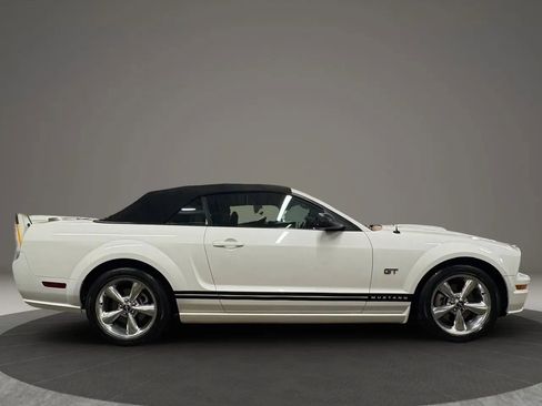 Used 2007 Ford Mustang GT image 10