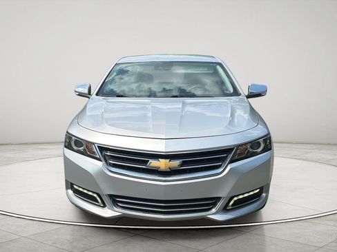 Used 2016 Chevrolet Impala LTZ FWD image 2