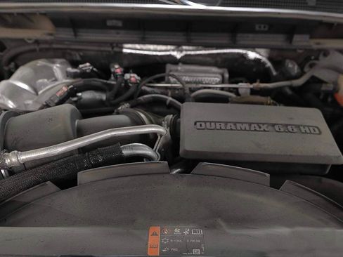 Used 2022 Chevrolet Silverado 2500 LTZ w/ Safety Package AWD/4WD image 15