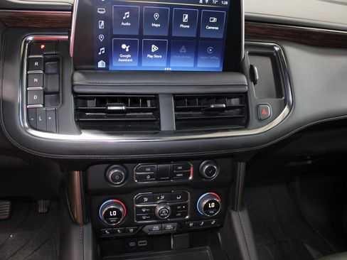 Used 2024 Chevrolet Tahoe High Country image 42