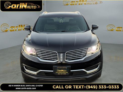 Used 2016 Lincoln MKX Reserve w/ Cargo Accessories Package image 2
