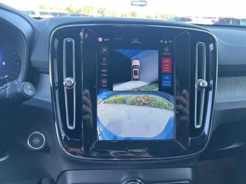 New 2026 Volvo XC40 B5 Plus w/ Protection Package Premier image 23