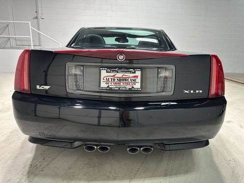 Used 2009 Cadillac XLR V RWD image 11