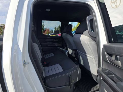 New 2025 Toyota Tacoma TRD Sport image 15