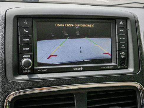 Used 2013 Dodge Grand Caravan Crew w/ Driver Convenience Group FWD image 24