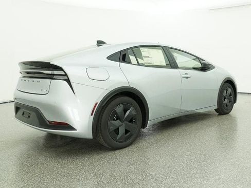 New 2026 Toyota Prius Plug-In Hybrid image 25