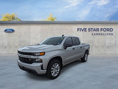 Used 2022 Chevrolet Silverado 1500 Custom w/ Safety Confidence Package AWD/4WD image 4