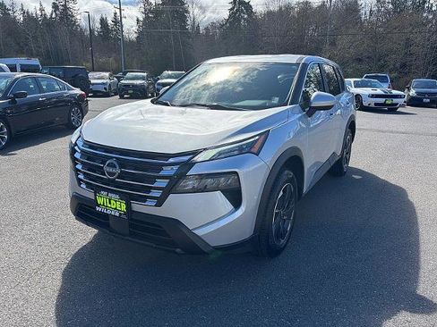 Certified 2024 Nissan Rogue SV AWD/4WD image 1