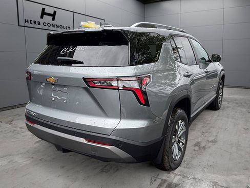 New 2026 Chevrolet Equinox LT w/ Convenience Package II AWD/4WD image 5