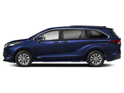 New 2025 Toyota Sienna XLE image 3