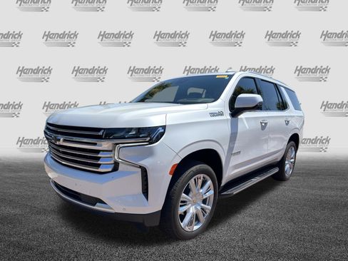 Used 2024 Chevrolet Tahoe High Country AWD/4WD image 5