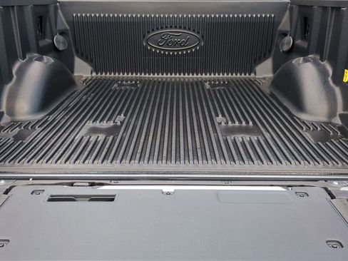 New 2025 Ford F150 Platinum w/ Equipment Group 702A High image 36