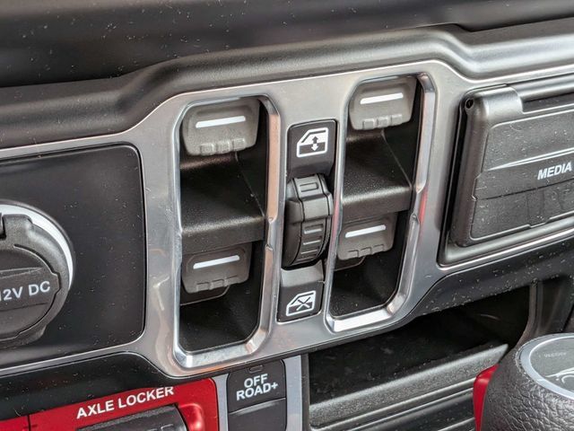 Used 2022 Jeep Gladiator Mojave w/ Trailer Tow Package AWD/4WD image 24