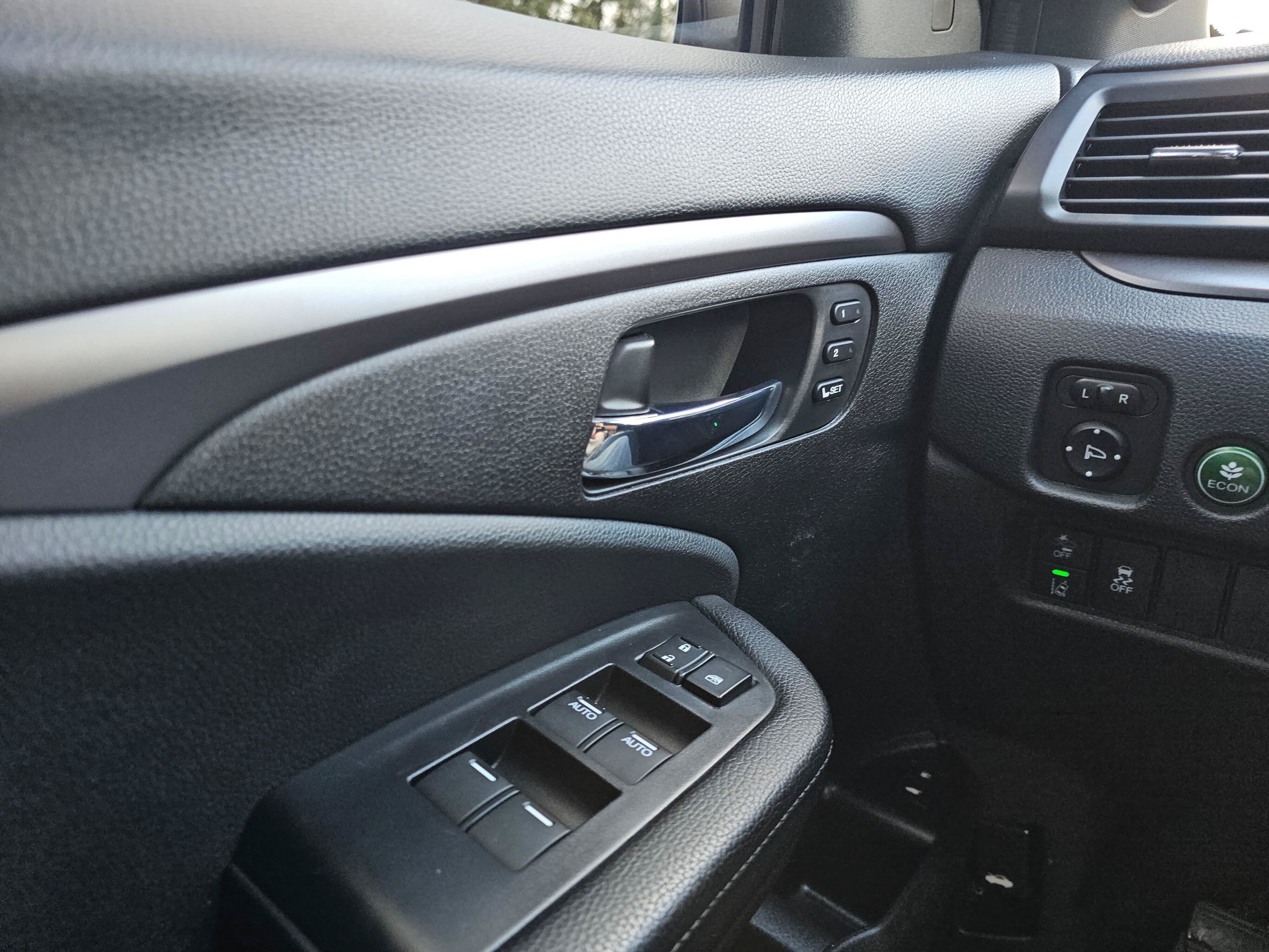 Used 2021 Honda Passport EX-L image 32