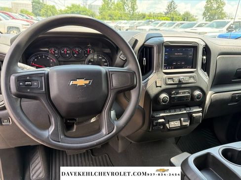 Used 2021 Chevrolet Silverado 1500 Custom AWD/4WD image 13