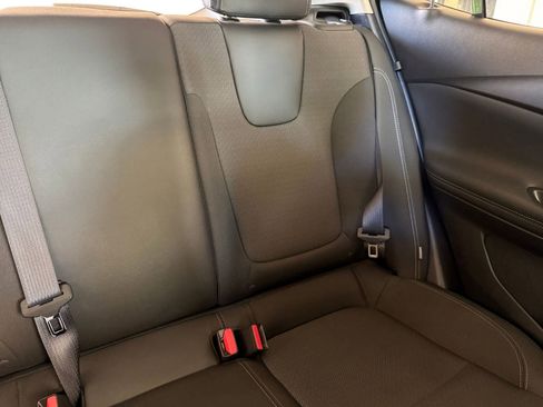 Used 2025 Buick Encore GX Preferred image 31