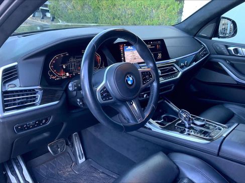 Used 2021 BMW X7 xDrive40i w/ M Sport Package image 19