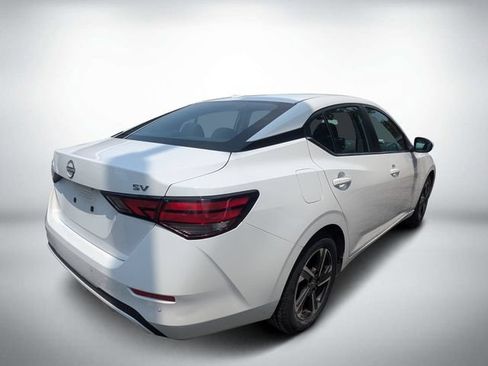 Used 2024 Nissan Sentra SV FWD image 4