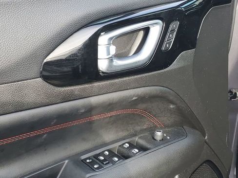 Used 2024 Jeep Compass Trailhawk w/ Trailhawk Elite Group image 23