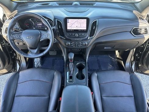 Used 2022 Chevrolet Equinox RS w/ RS Leather Package image 9