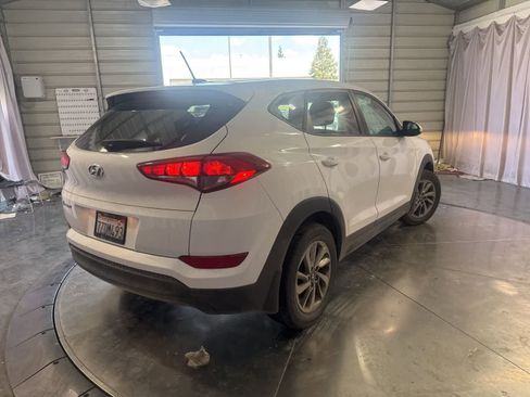 Used 2017 Hyundai Tucson SE FWD image 5