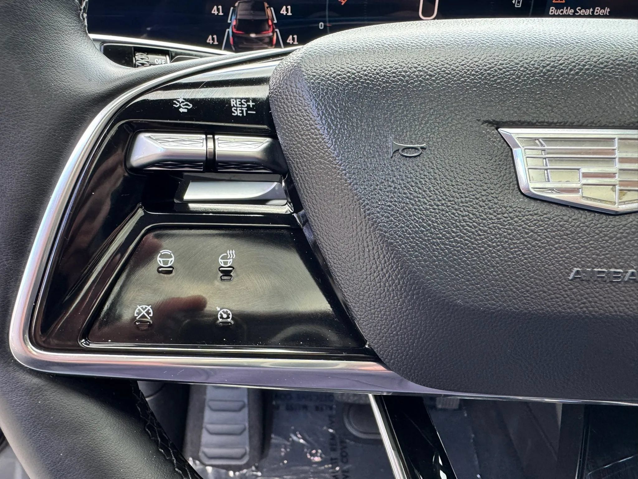 Used 2023 Cadillac Lyriq AWD image 30