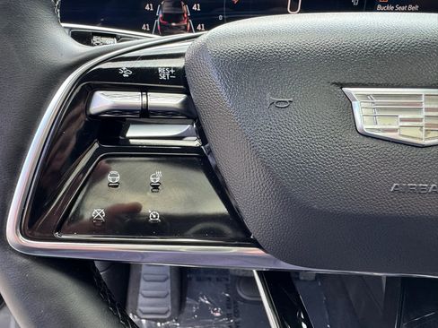 Used 2023 Cadillac Lyriq AWD image 30