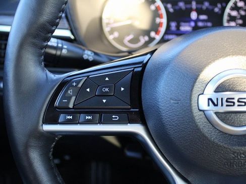 Used 2019 Nissan Altima 2.0 Platinum image 9