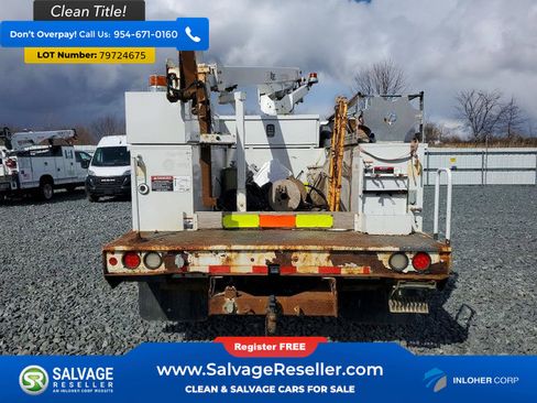 Used 2013 Ford F450 XL w/ Snow Plow Prep Pkg image 4