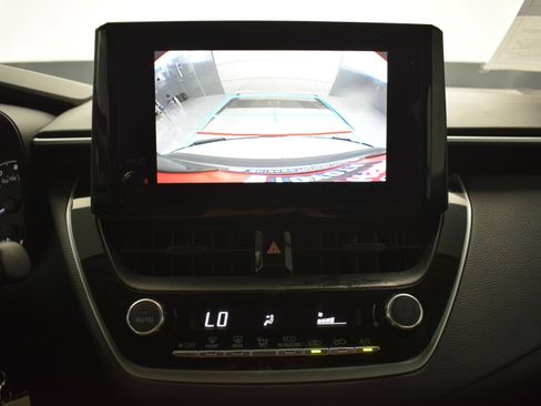 Used 2023 Toyota Corolla LE FWD image 15