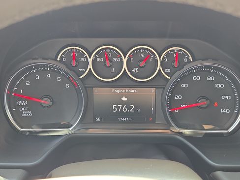 Used 2024 Chevrolet Tahoe LS RWD image 26