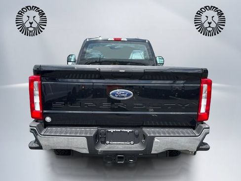 New 2026 Ford F250 XL w/ XL Off-Road Package AWD/4WD image 7