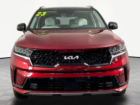 Used 2023 Kia Sorento EX w/ Panoramic Sunroof Package FWD image 2